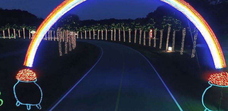 christmas lights in an arch in south carolina christmas lights in an arch in south carolina